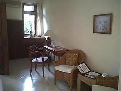Udayana Kingfisher Eco Lodge ジンバラン
